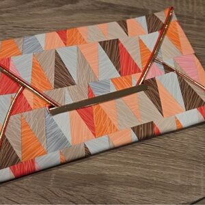 Geometric Pattern Clutch